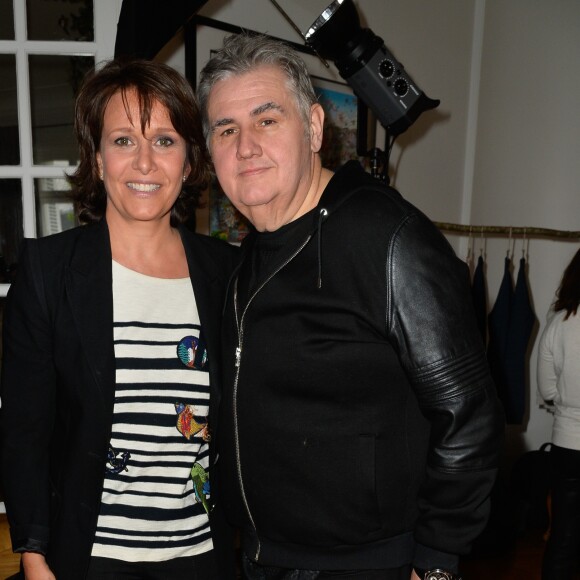 Exclusif - Carole Rousseau et Pierre Ménès au cocktail organisé pour le lancement de "Lucky Mum", un Concept "Kids & Pets & Family Friendly" qui s'articule autour de sweats et t-shirts à messages destinés aux mamans et à la famille. Paris, le 10 mai 2017. © Olivier Borde-Guirec Coadic/Bestimage