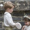 Catherine (Kate) Middleton, duchesse de Cambridge et ses enfants, la princesse Charlotte de Cambridge et le prince George de Cambridge qui sont les enfants d'honneur du mariage de Pippa Middleton et James Matthews, en l'église St Mark à Englefield, Berkshire, Royaume Uni, le 20 mai 2017.