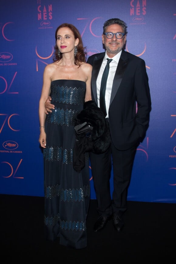 Margaret Mazzantini et son mari Sergio Castellitto - Photocall du dîner des 70 ans du Festival International du Film de Cannes. Le 23 mai 2017. © Borde-Jacovides-Moreau / Bestimage