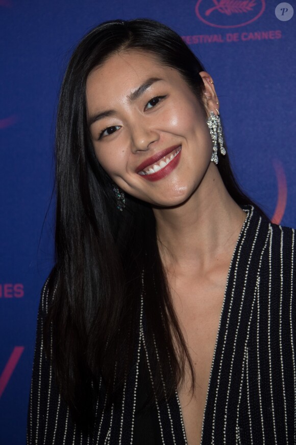 Liu Wen - Photocall du dîner des 70 ans du Festival International du Film de Cannes. Le 23 mai 2017. © Borde-Jacovides-Moreau / Bestimage