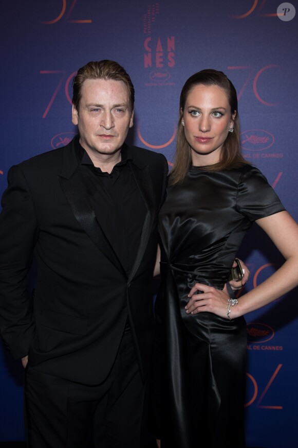 Benoît Magimel et sa compagne Margot - Photocall du dîner des 70 ans du Festival International du Film de Cannes. Le 23 mai 2017. © Borde-Jacovides-Moreau / Bestimage