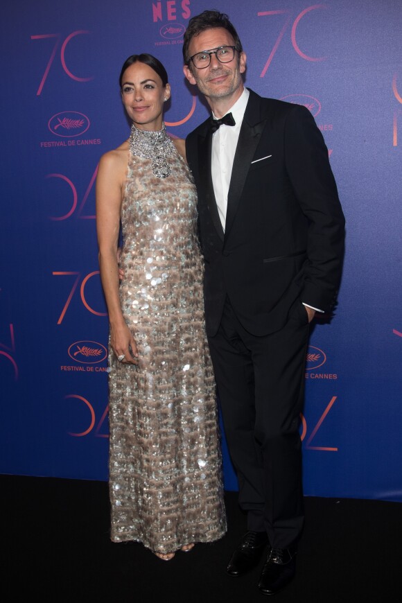 Bérénice Béjo (bijoux Chaumet) et son mari Michel Hazanavicius - Photocall du dîner des 70 ans du Festival International du Film de Cannes. Le 23 mai 2017. © Borde-Jacovides-Moreau / Bestimage