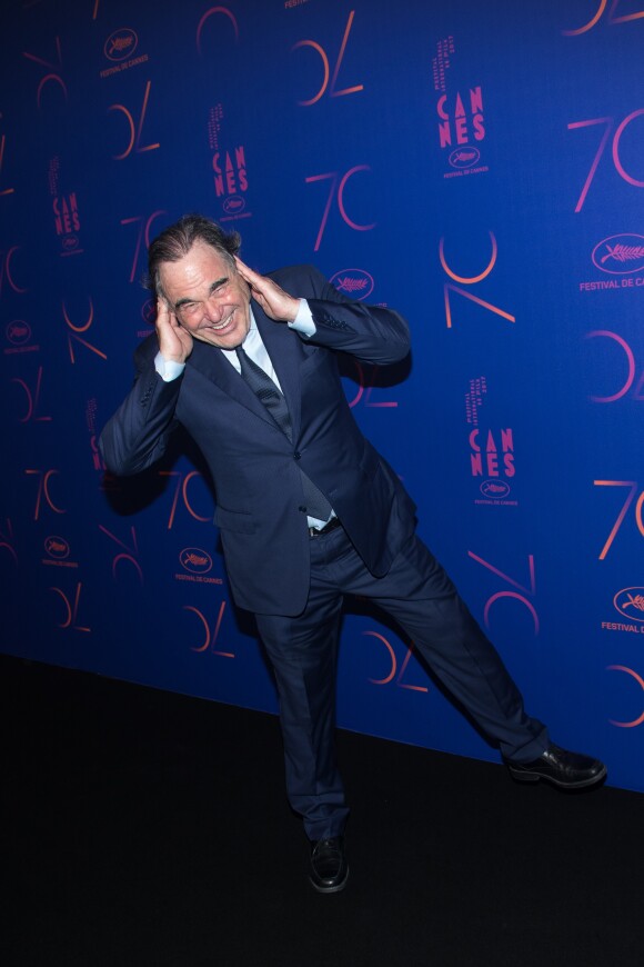 Oliver Stone - Photocall du dîner des 70 ans du Festival International du Film de Cannes. Le 23 mai 2017. © Borde-Jacovides-Moreau / Bestimage