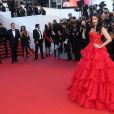 Aishwarya Rai, portant une robe Ralph &amp; Russo - Montée des marches du film "120 battements par minute" lors du 70ème Festival International du Film de Cannes. Le 20 mai 2017. © Borde-Jacovides-Moreau / Bestimage