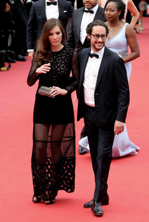 Thomas Hollande et sa compagne Emilie Broussouloux - Montée des marches du film "L'Amant Double" lors du 70ème Festival International du Film de Cannes. Le 26 mai 2017. © Borde-Jacovides-Moreau / Bestimage