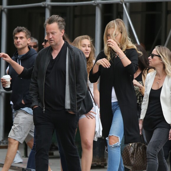 Matthew Perry et une jolie blonde dans les rues de Soho, New York le 28 mai 2017
