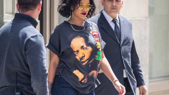 Rihanna trop grosse ? La popstar humiliée à cause de ses nouvelles rondeurs