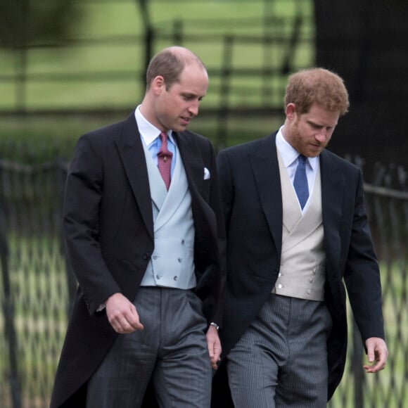 Le prince William, duc de Cambridge, et son frère le prince Harry - Mariage de P. Middleton et J. Matthew, en l'église St Mark Englefield, Berkshire, Royaume Uni, le 20 mai 2017.