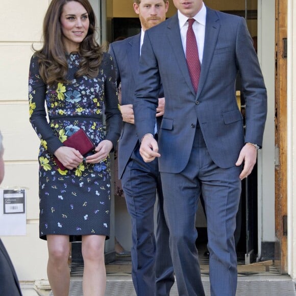 Le prince William, duc de Cambridge, Catherine (Kate) Middleton, duchesse de Cambridge et le prince Harry ont assisté à une réunion de travail du marathon "Virgin Money" à Londres, Royaume Uni, le 17 janvier 2017.