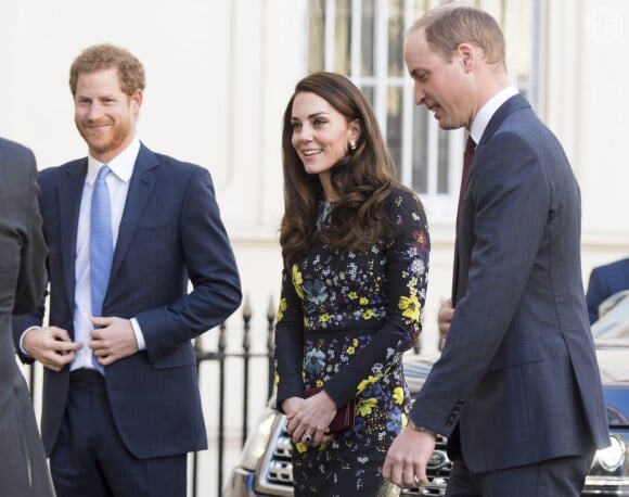 Le prince William, duc de Cambridge, Catherine (Kate) Middleton, duchesse de Cambridge et le prince Harry ont assisté à une réunion de travail du marathon "Virgin Money" à Londres, Royaume Uni, le 17 janvier 2017.