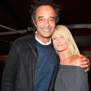 Yannick Noah et sa compagne Isabelle Camus - Soirée de gala des 20 ans de l'association "Fête le Mur" de Yannick Noah au Châlet des Iles à Paris le 9 novembre 2016. © Coadic Guirec/Bestimage