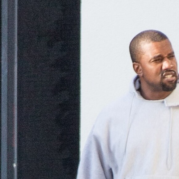 Exclusif - Kim Kardashian, son mari Kanye West et leurs enfants North et Saint à Calabasas. Le 6 juin 2017.