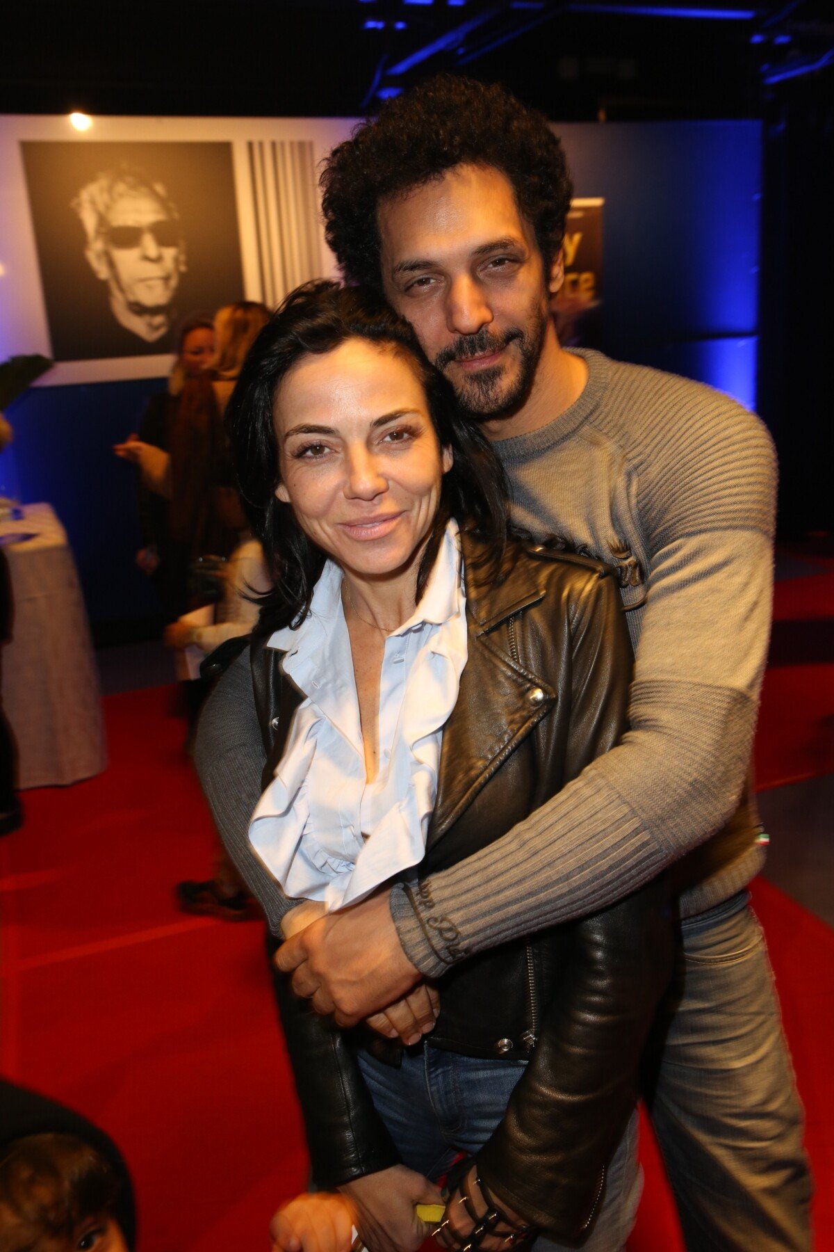 Photo Tomer Sisley Et Sa Compagne Sandra Zeitoun De Matteis Lors De La Premiere Du Spectacle