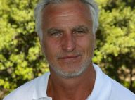 David Ginola montre son swing et répand sa bonne humeur