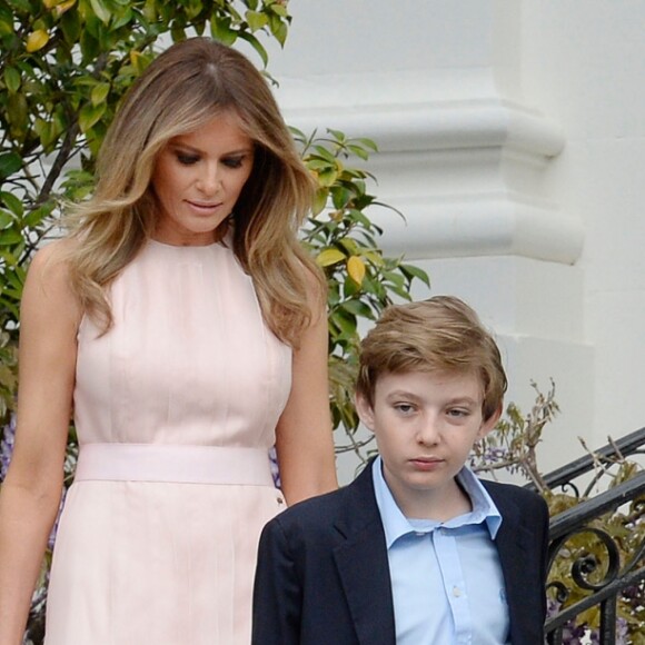 Donald Trump, sa femme Melania Trump et leur fils Barron Trump - Les Trump organisent leur première chasse aux œufs de Pâques sur les pelouses de la Maison-Blanche à Washington le 17 avril 2017.