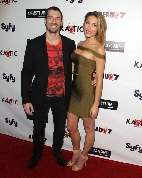 James Driskill et sa compagne Chloe Lattanzi (fille de Olivia Newton-John) - Première du film "Syfy's 'Dead 7" à Los Angeles le 1er avril 2016