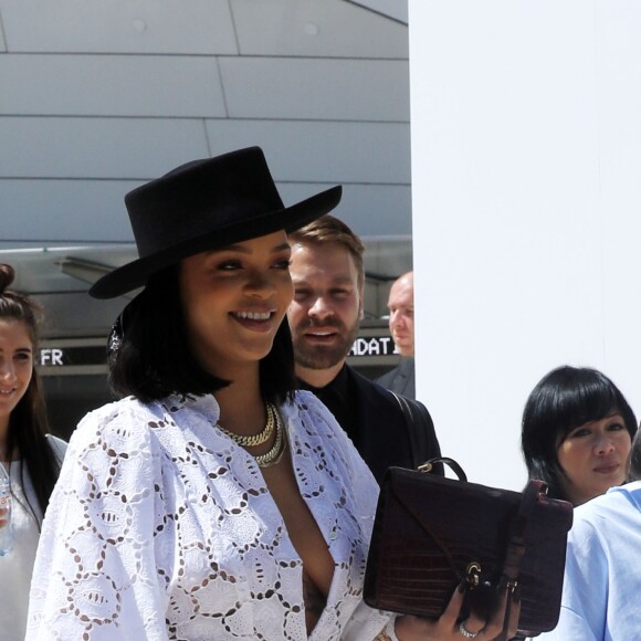 Rihanna attends the LVMH Young Fashion Designer 2017 at the Louis Vuitton  Foundation in Paris