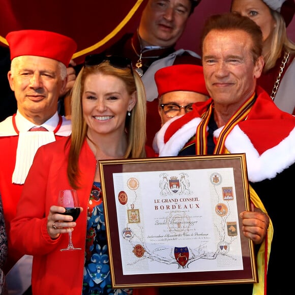 Arnold Schwarzenegger et sa compagne Heather Millligan sont cette année les invités exceptionnels de la seconde édition de" Libourne fête le vin". À cette occasion l'acteur, passionné de vins Français a été intronisé par la commanderie des vins de Bordeaux et nommé grand maitre et ambassadeur des célèbres vins Bordelais. Le 25 Juin 2017 à Libourne.