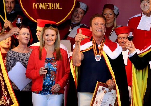 Arnold Schwarzenegger et Heather Millligan sont cette année les invités exceptionnels de la seconde édition de" Libourne fête le vin". À cette occasion l'acteur, passionné de vins Français a été intronisé par la commanderie des vins de Bordeaux et nommé grand maitre et ambassadeur des célèbres vins Bordelais. Le 25 Juin 2017 à Libourne.