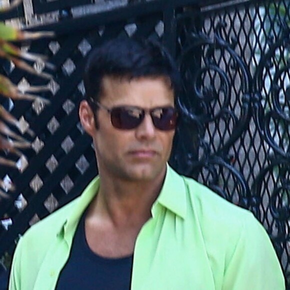 Ricky Martin  sur le tournage de 'Versace: American Crime Story' à Miami, le 17 mai 2017