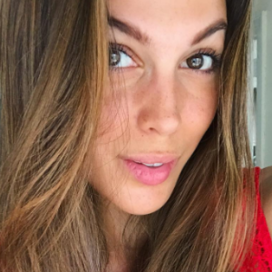 Iris Mittenaere sans maquillage - Photo publiée sur sa page Instagram le 27 juin 2017