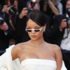 Rihanna (Robe Christian Dior) avant la projection de 'Okja' lors du Festival du film de Cannes à Cannes le 19 Mai 2017. © Denis Guignebourg / Bestimage