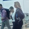 Kristen Stewart et Stella Maxwell à l'aéroport LAX à Los Angeles. Le 29 juin 2017.
