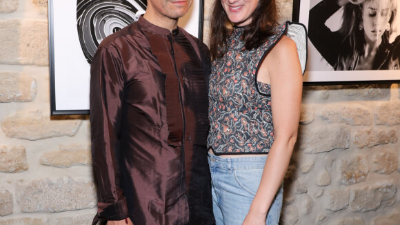 Ariel Wizman et son épouse : Couple passionné d'art, avec Cara Delevingne