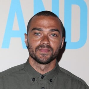 Jesse Williams lors de la première de ''Band Aid'' au Theatre du Ace Hotel à Los Angeles, le 30 mai 2017.