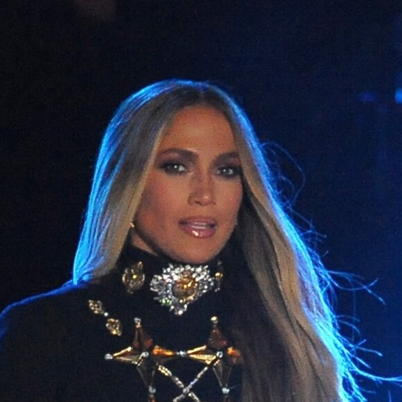 Jennifer Lopez en pleine répétition pour son concert du 4 juillet prochain dans les rues de New York, le 30 juin 2017
