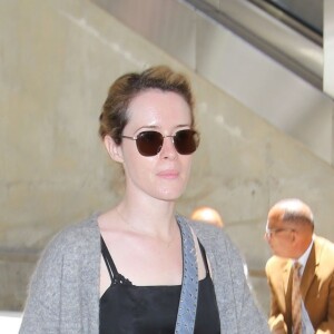 Alyssa Milano arrive à l'aéroport LAX de Los Angeles, Californie, Etats-Unis, le 24 mai 2017.