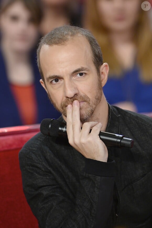 Calogero - Enregistrement de l'émission "Vivement Dimanche" à Paris le 18 Fevrier 2015.