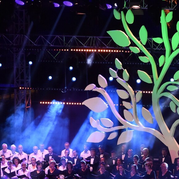 Calogero, ému - Concert en hommage aux victimes de l'attentat du 14 juillet 2016 à Nice, le 14 juillet 2017. © Bruno Bébert/Bestimage