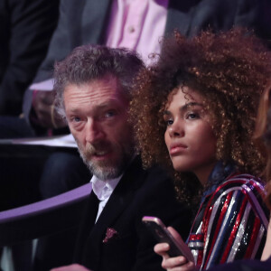 Vincent Cassel et sa compagne Tina Kunakey au défilé "Victoria's Secret Paris 2016" au Grand Palais à Paris, le 30 novembre 2016. © Cyril Moreau/Bestimage