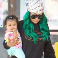 Blac Chyna à la sortie d'un salon de manucure avec sa fille Dream dans les rues de North Hollywood, le 7 juillet 2017