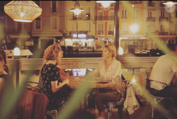 Ingrid Chauvin sur le tournage de "Demain nous appartient" sur TF1, le 1er juin 2017.
