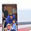 Arrivée du prince William et de Kate Middleton avec leurs enfants George et Charlotte de Cambridge à l'aéroport de Berlin-Tegel en Allemagne le 19 juillet 2017 lors de leur visite officielle.