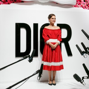 Natalie Portman assiste à la soirée 'DIOR FOR LOVE', organisée par Dior Parfums pour le parfum 'Miss Dior', à la Terrada Warehouse. Tokyo, le 19 juillet 2017.