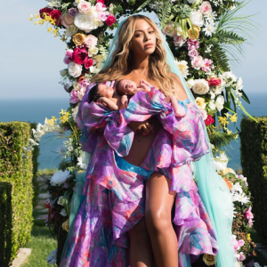 Photo de Beyoncé et ses jumeaux, Sir et Rumi Carter. Juillet 2017.