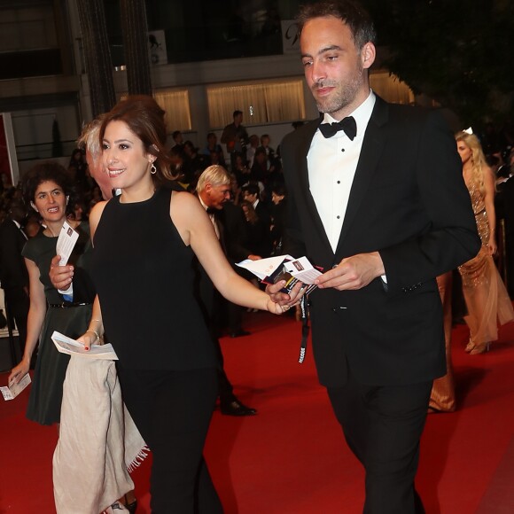 Léa Salamé et son compagnon Raphaël Glucksmann - Montée des marches du film "Le Redoutable" lors du 70ème Festival International du Film de Cannes. Le 21 mai 2017. © Borde-Jacovides-Moreau/Bestimage