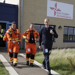 Le prince William, duc de Cambridge, a vécu le 27 juillet 2017 son dernier jour en tant que pilote d'hélicoptère-ambulance pour l'association East Anglia Air Ambulance à l'aéroport Marshall près de Cambridge.