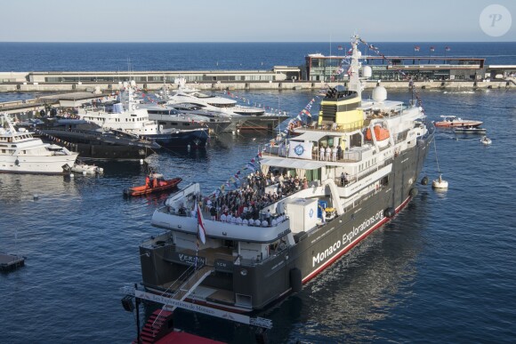 Le M/V Yersin des Explorations de Monaco a quitté le port Hercule le 27 juillet 2017 à 22h30 pour une campagne de recherche de 3 ans à travers le monde. © Les Explorations de Monaco