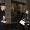 Exclusif - Lily-Rose Depp et son compagnon Ash Stymest sortent d'un shooting photo avec K. Lagerfeld à Paris, France, le 22 mars 2017.