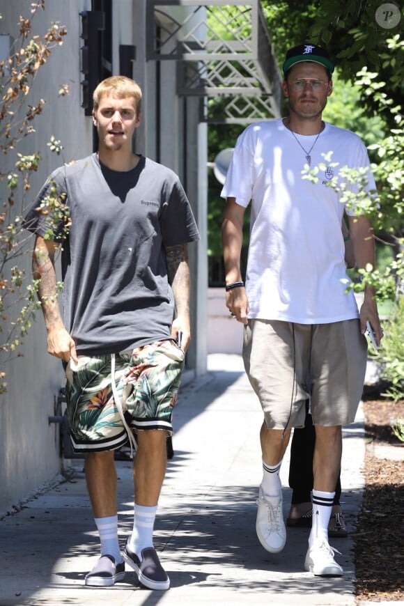 Exclusif - Justin Bieber est allé déjeuner avec le pasteur Chad Veach à Los Angeles le 26 juillet 2017