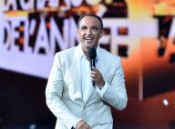 Nikos Aliagas barbu "à la Robinson Crusoé" : Son nouveau look divise la Toile !