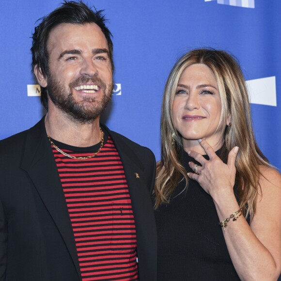 Jennifer Aniston et son mari Justin Theroux à la soirée d'ouverture de la 8ème édition du festival "Séries Mania" au cinéma Grand Rex. Le festival, consacré aux séries télévisées du monde entier, se déroulera du 13 au 23 avril 2017 au Forum des images. Paris, le 13 avril 2017. © Pierre Perusseau/Bestimage