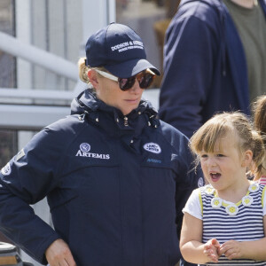 Zara Phillips avec sa fille Mia Tindall, 3 ans, le 6 août 2017 lors du Festival of British Eventing à Gatcombe Park à Minchinhampton.