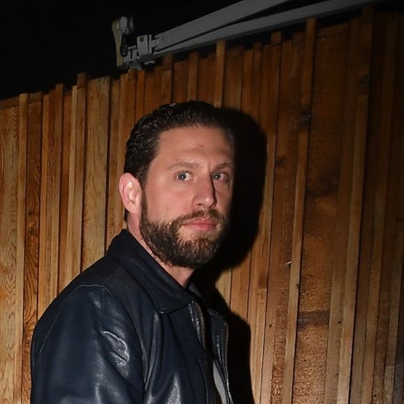 Avril Lavigne et J.R. Rotem quittent The Nice Guy à West Hollywood. Le 4 août 2017.