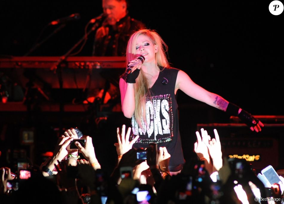Avril Lavigne en concert au Citibank Hall de São Paulo le 29 avril 2014.