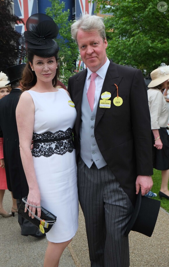 Le comte Charles Spencer, frère de Lady Diana, et sa femme Lady Spencer à Ascot en juin 2013.
